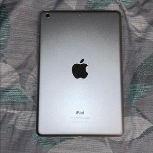 {SOLD LOCALLY}Apple iPad mini 2
